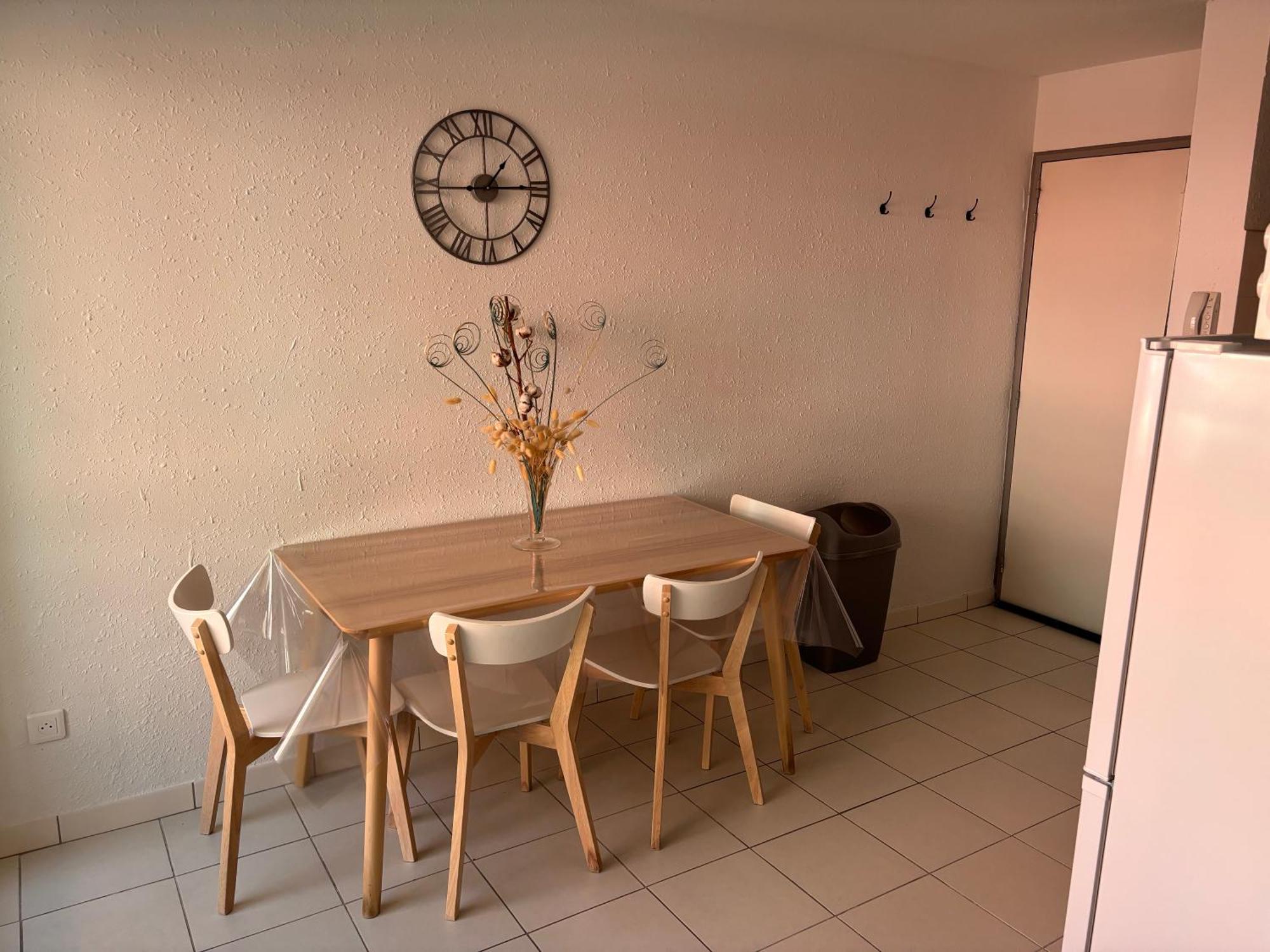 Classe 3 Etoiles Charmant Appartement Cosy Sur Sete Proche De Toutes Commodites, Parking Prive Exterior photo